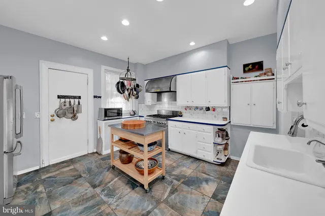 $639,500 | 27 Whittier Avenue, Trenton, NJ 08618