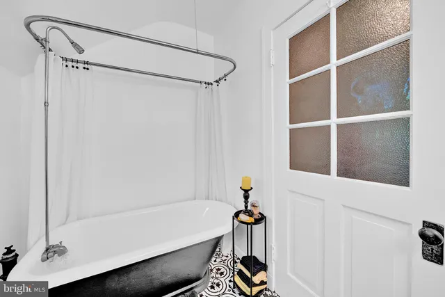 $639,500 | 27 Whittier Avenue, Trenton, NJ 08618