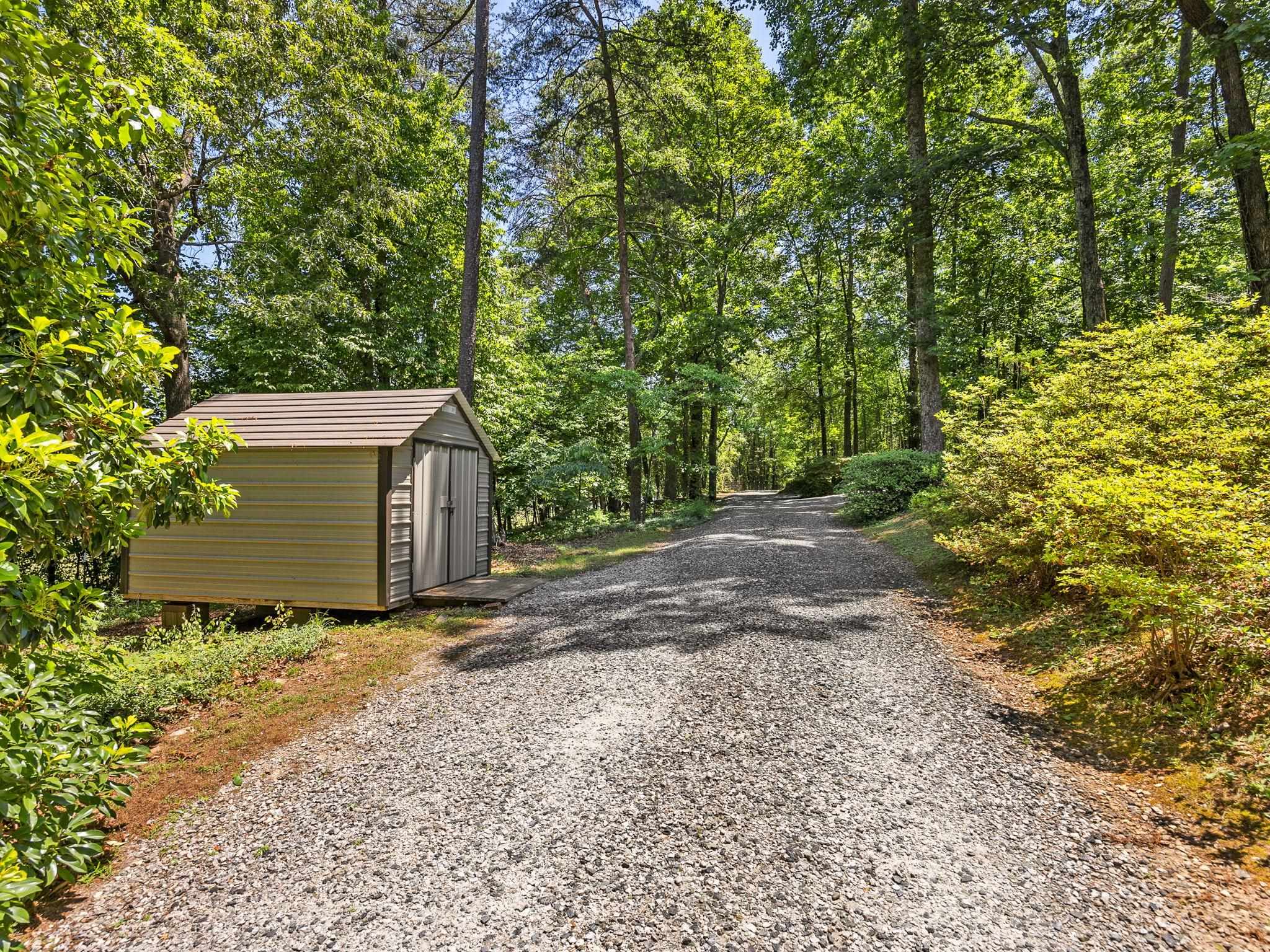 1435 Inman Road Wellford, SC 29385 - Photo 4 of 35