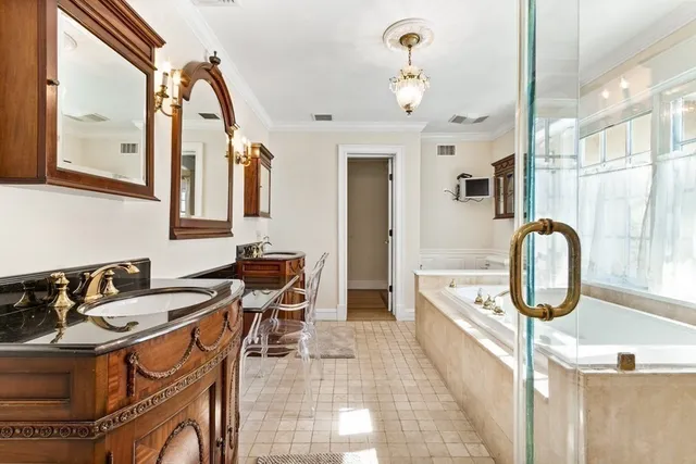 a view of a garden with pathway