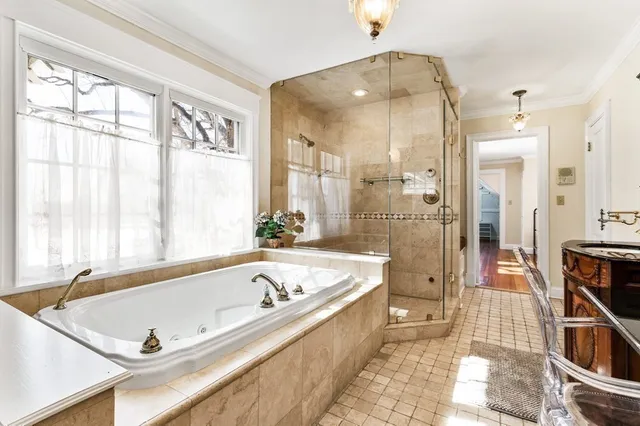 $10,000 | 115 Aspen Avenue, Newton, MA 02466