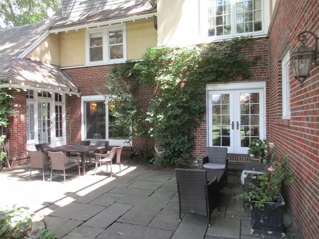 $10,000 | 115 Aspen Avenue, Newton, MA 02466