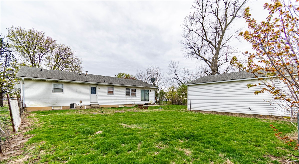6178 Public Road Macon, IL 62544 - Photo 22 of 26