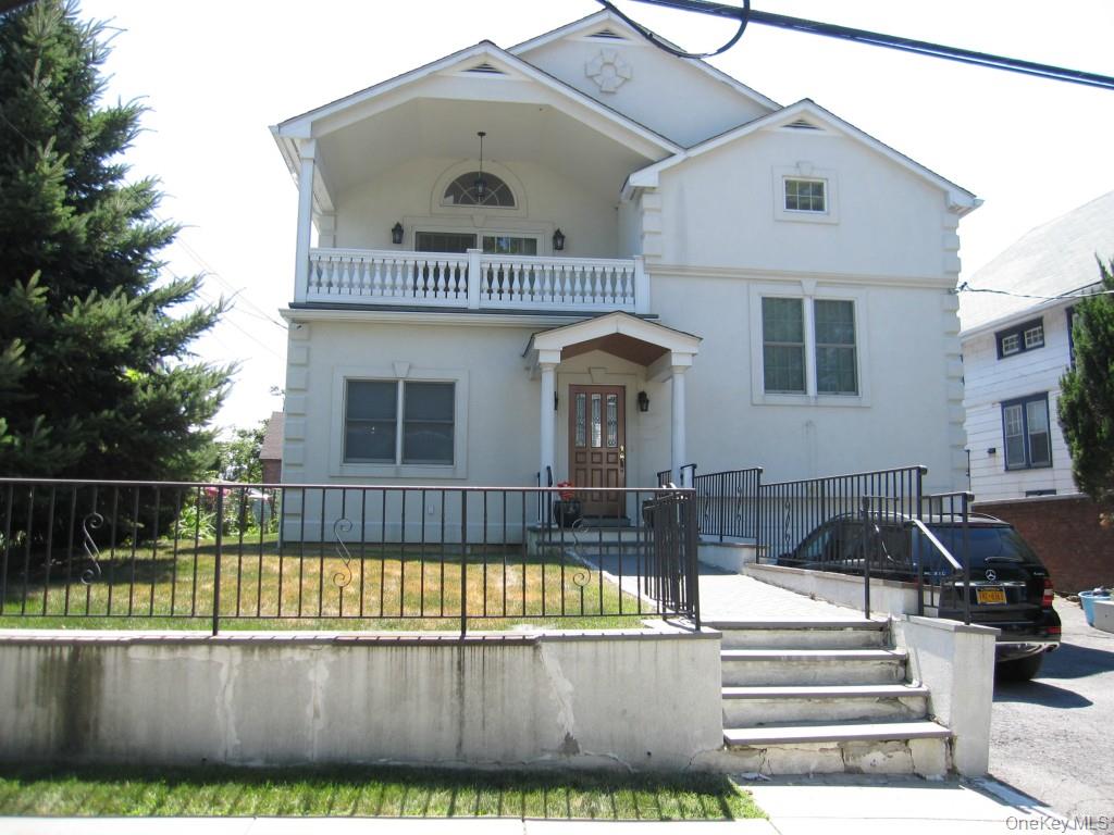 62 Soundview Street New Rochelle, NY 10805 - Photo 2 of 16 Front of the house