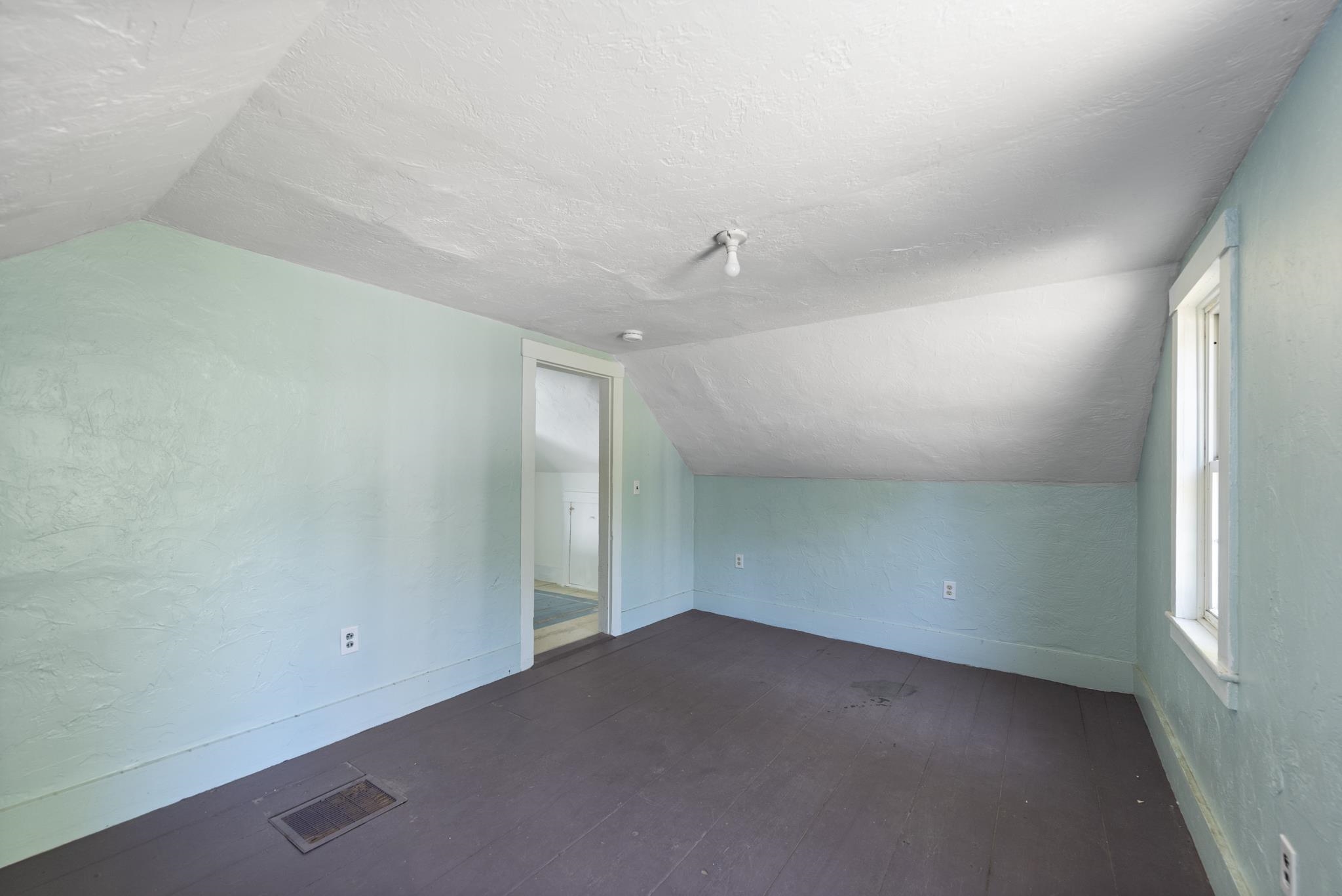 935 Rumney Rte 25, Unit 2 Rumney, NH 03266 - Photo 9 of 17