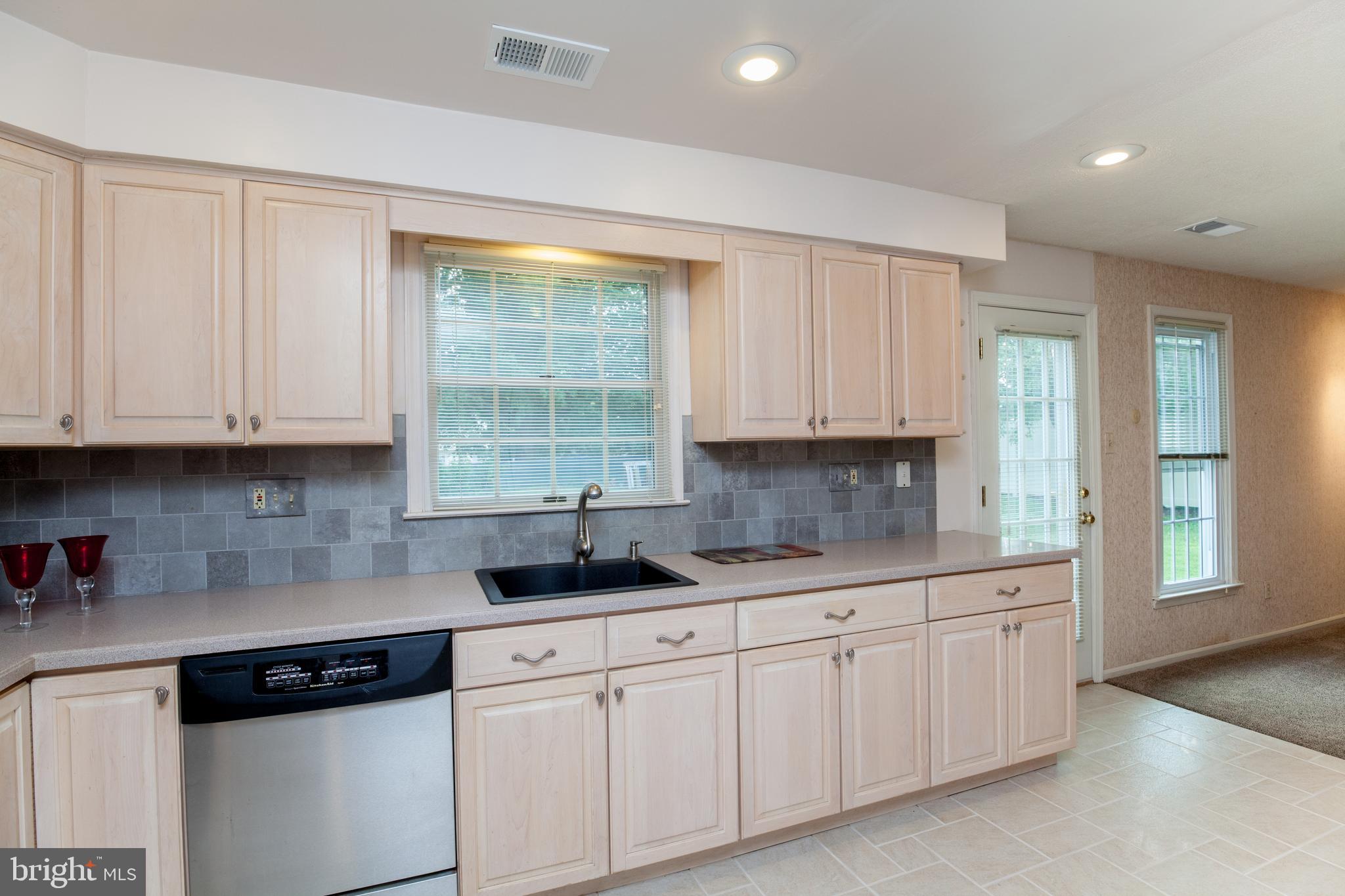 5890 Hudson Road Bensalem, PA 19020 - Photo 14 of 49 Kitchen