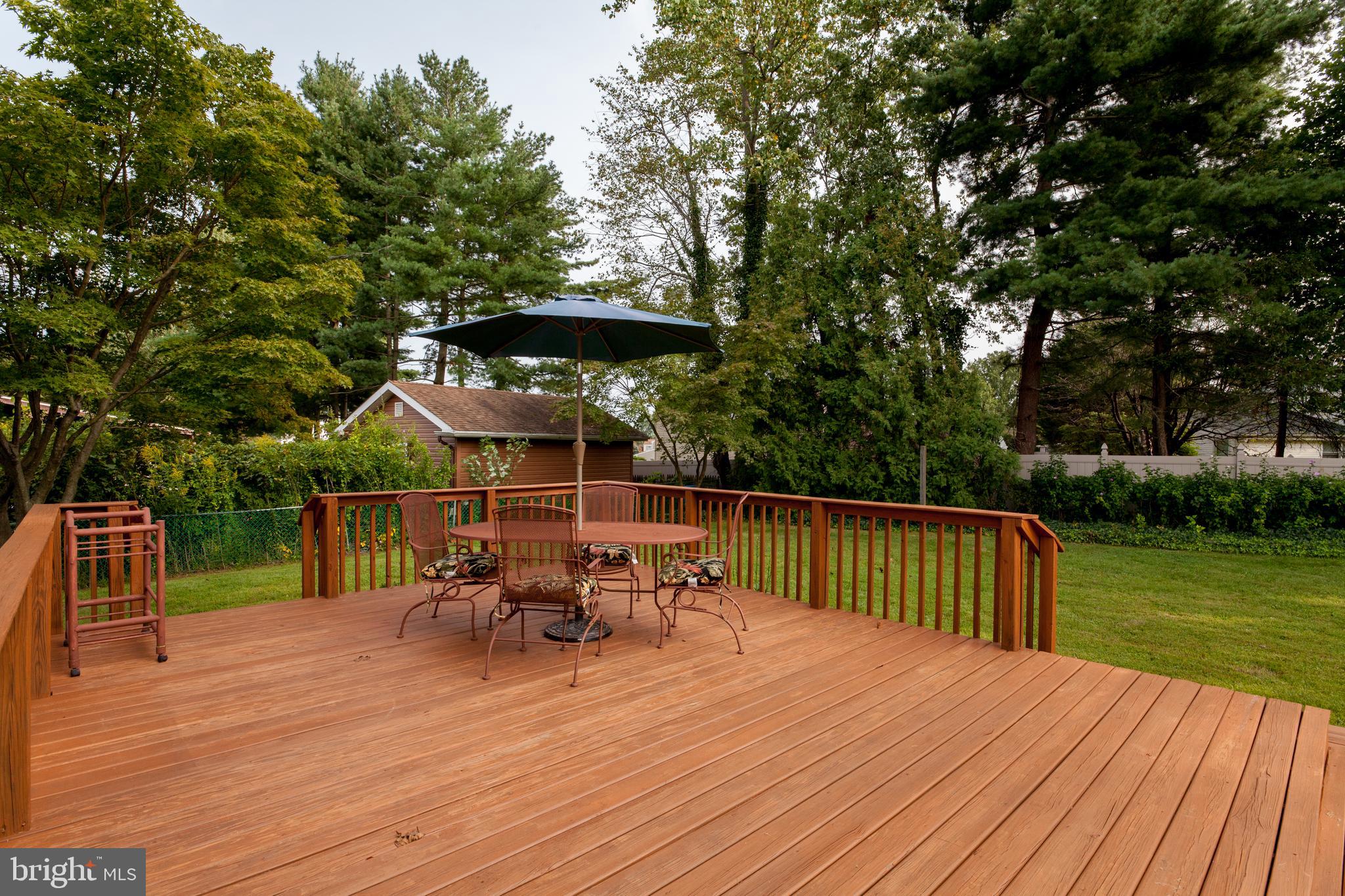 5890 Hudson Road Bensalem, PA 19020 - Photo 41 of 49 Rear Deck