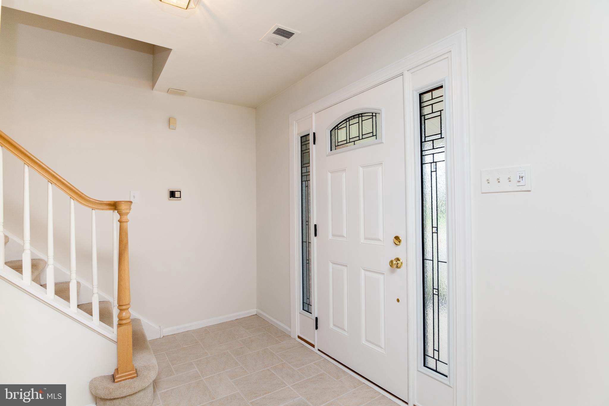 5890 Hudson Road Bensalem, PA 19020 - Photo 6 of 49 Foyer