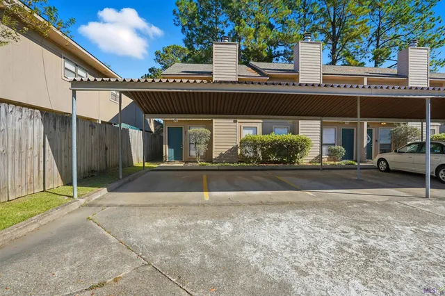 $145,000 | 951 Ridgepoint Court, Unit 3A, Baton Rouge, LA 70810