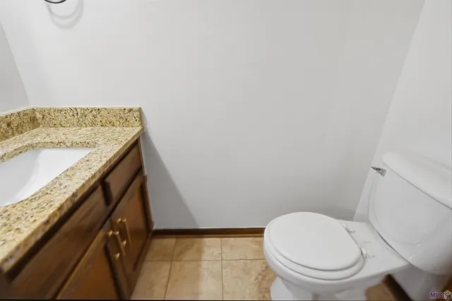 $145,000 | 951 Ridgepoint Court, Unit 3A, Baton Rouge, LA 70810