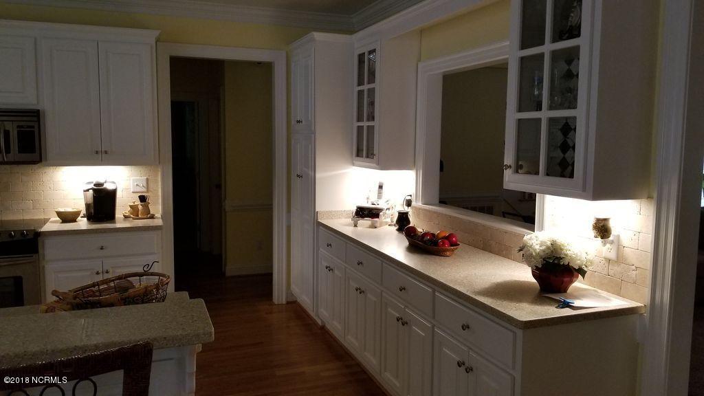 4561 Edgewater Road Elm City, NC 27822 - Photo 9 of 24 Kitchen