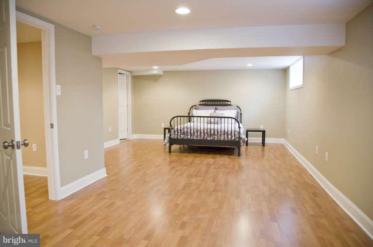 11212 Emack Road Beltsville, MD 20705 - Photo 11 of 30 Bedroom (Master)