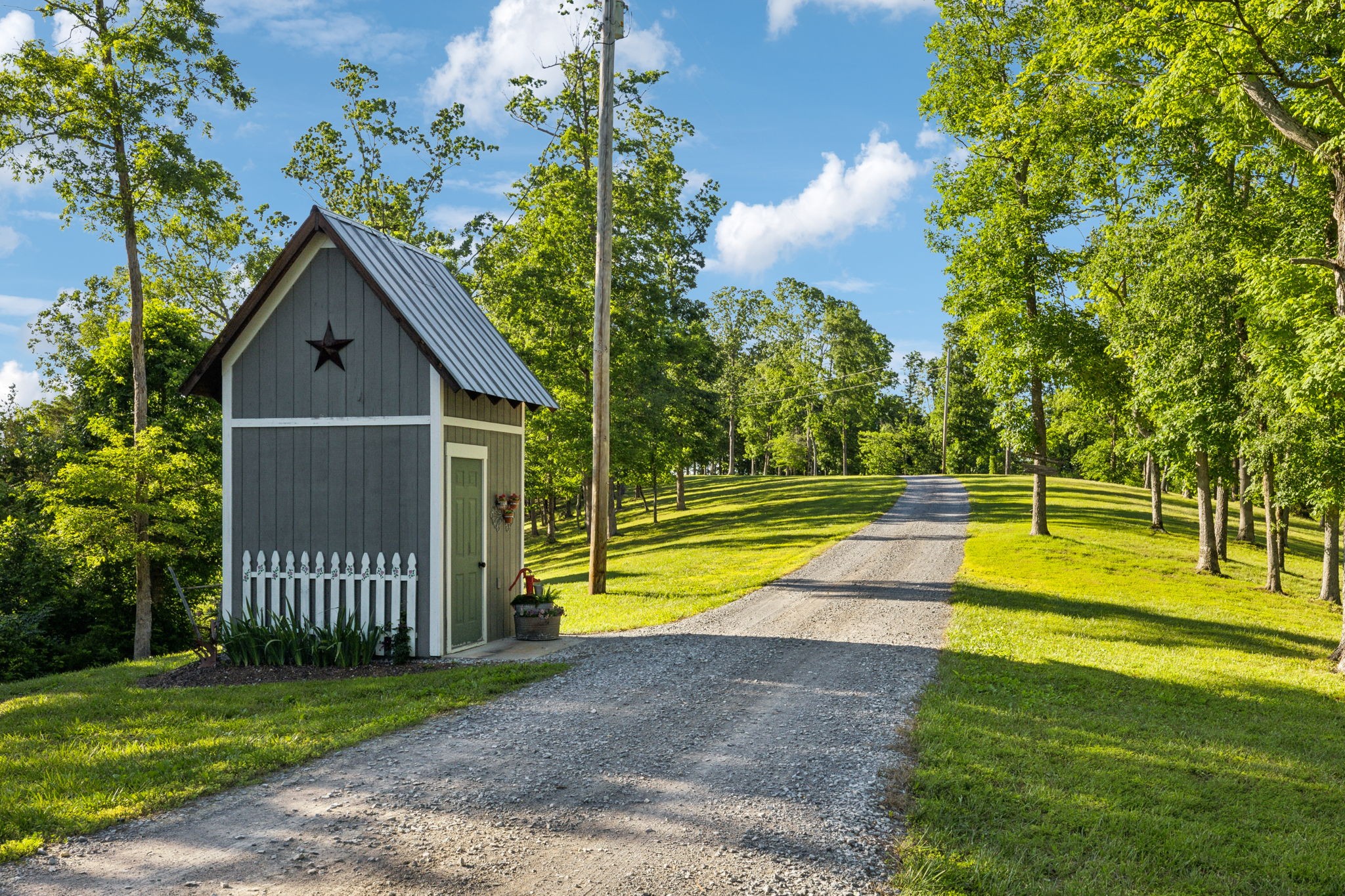1606 Nosegay Road White Bluff, TN 37187 - Photo 5 of 88