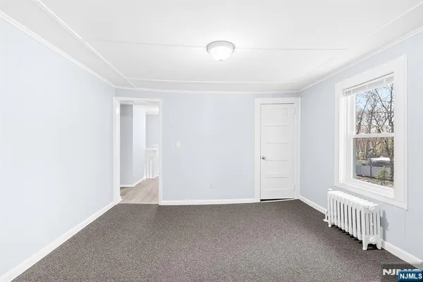 $2,600 | 140 Park Avenue, Unit 2, Park Ridge, NJ 07656