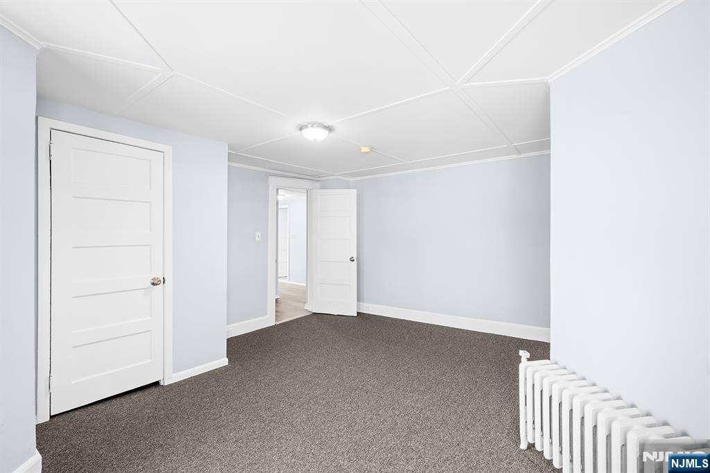 140 Park Avenue, Unit 2 Park Ridge, NJ 07656 - Photo 5 of 19 a view of an empty room