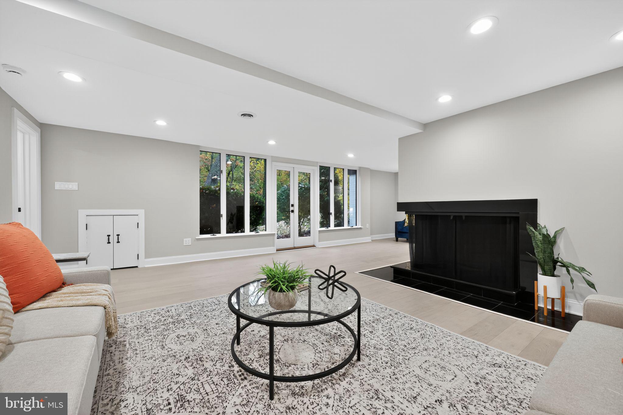 117 West Possum Hollow Road Wallingford, PA 19086 - Photo 30 of 38 Family room with fireplace