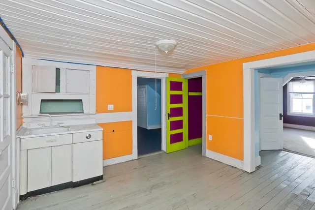 $575,000 | 46-52 Maplewood Avenue, Chicopee, MA 01013