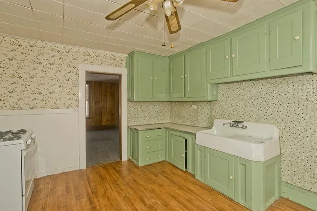 $575,000 | 46-52 Maplewood Avenue, Chicopee, MA 01013