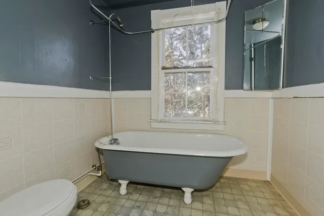 $575,000 | 46-52 Maplewood Avenue, Chicopee, MA 01013