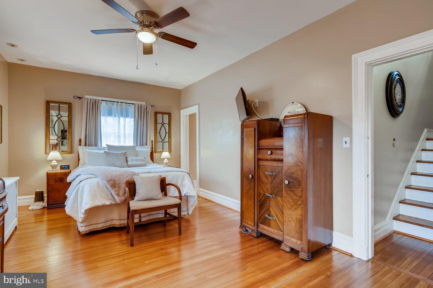 4904 Woodside Road Baltimore, MD 21229 - Photo 14 of 36