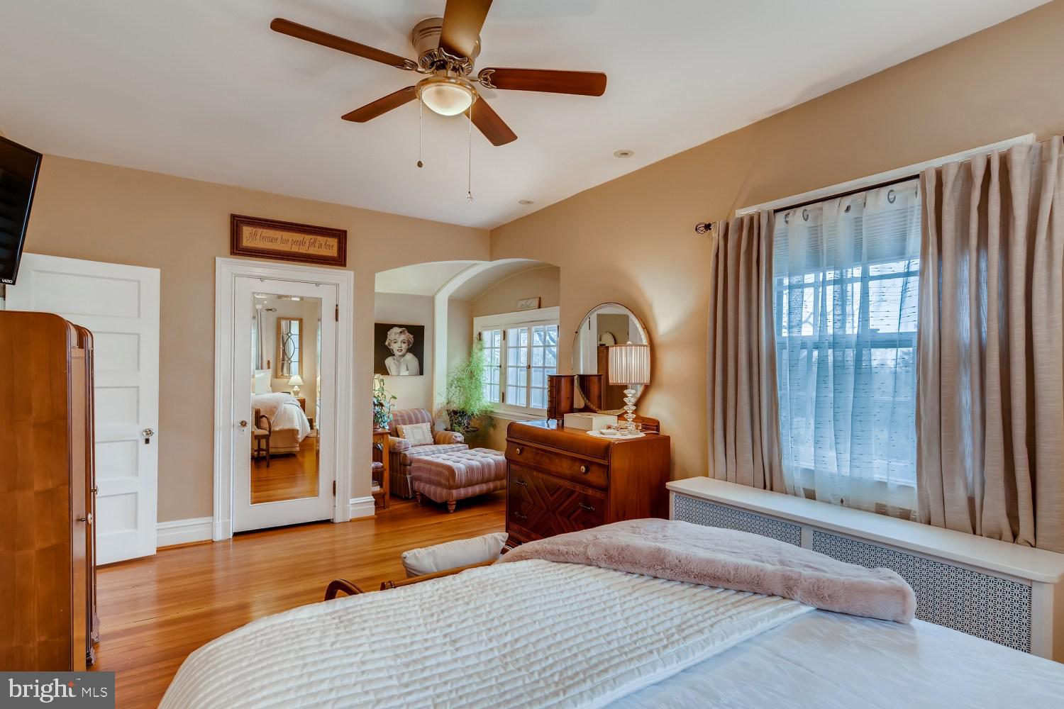 4904 Woodside Road Baltimore, MD 21229 - Photo 16 of 36