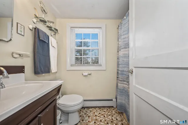 $360,000 | 790 Wintergreen Avenue, Hamden, CT 06514