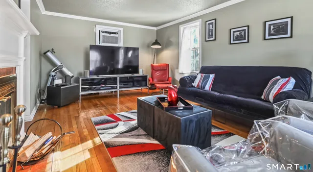 $360,000 | 790 Wintergreen Avenue, Hamden, CT 06514