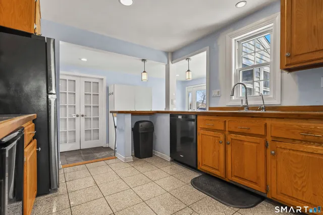 $360,000 | 790 Wintergreen Avenue, Hamden, CT 06514