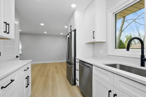 $3,150 | 7800 West Kingston Drive, Frankfort, IL 60423