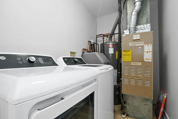 $3,150 | 7800 West Kingston Drive, Frankfort, IL 60423