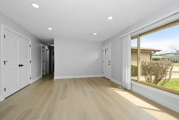 $3,150 | 7800 West Kingston Drive, Frankfort, IL 60423