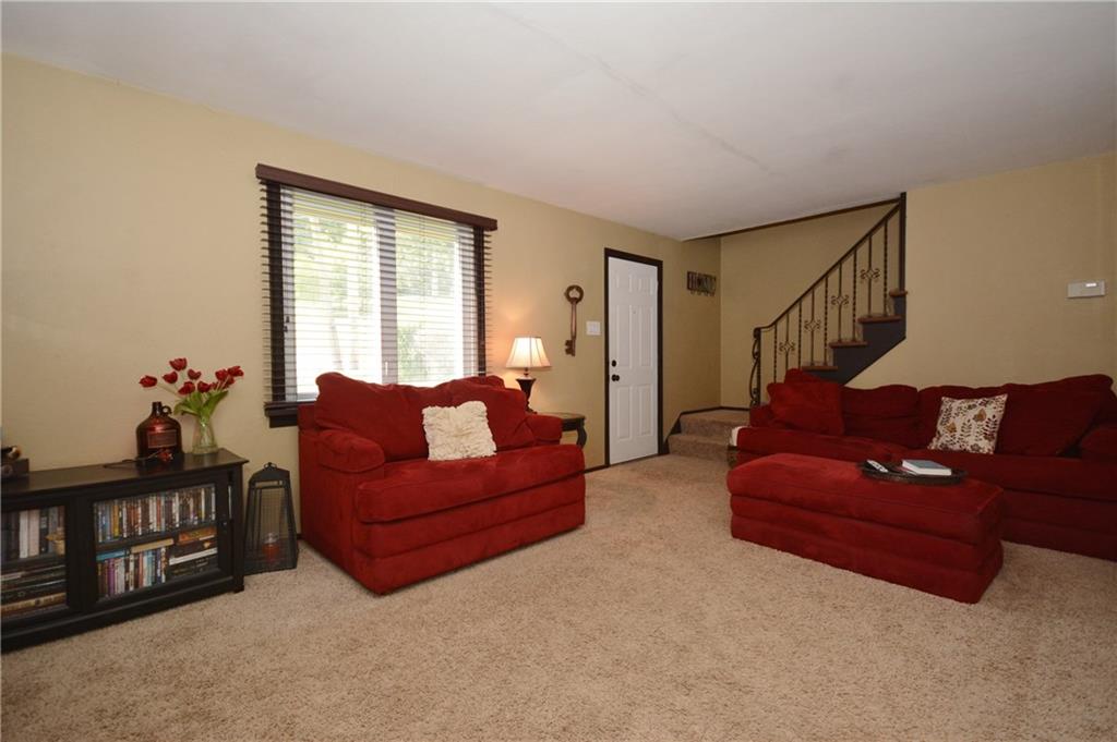 5324 Baptist Road Whitehall, PA 15236 - Photo 3 of 25 Gallery Image 3