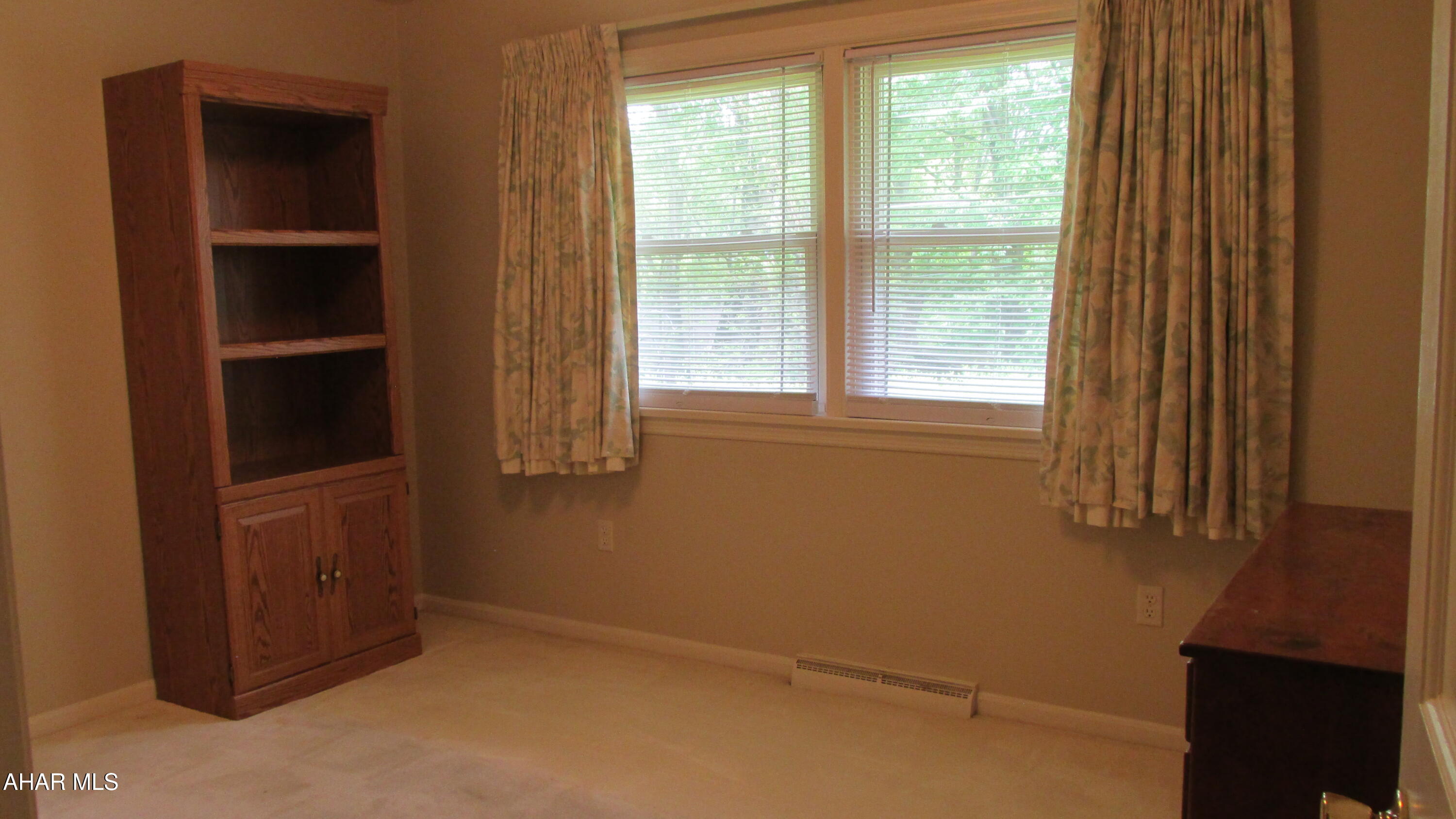 100 Lyndale Road Altoona, PA 16602 - Photo 17 of 46 IMG_5028