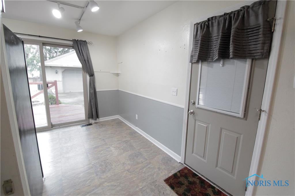 4736 Cedarhurst Road Toledo, OH 43613 - Photo 22 of 40 Gallery Image 22