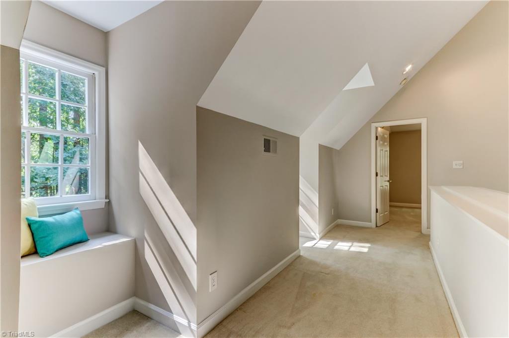 4201 Rockingham Road South Greensboro, NC 27407 - Photo 21 of 30 Loft
