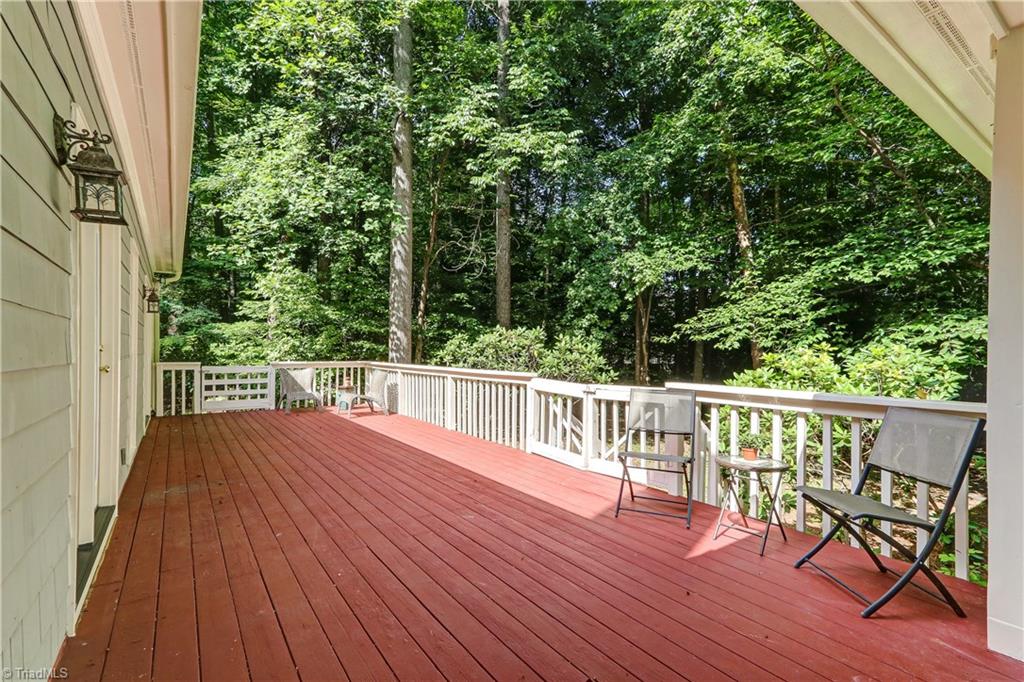 4201 Rockingham Road South Greensboro, NC 27407 - Photo 24 of 30 Deck
