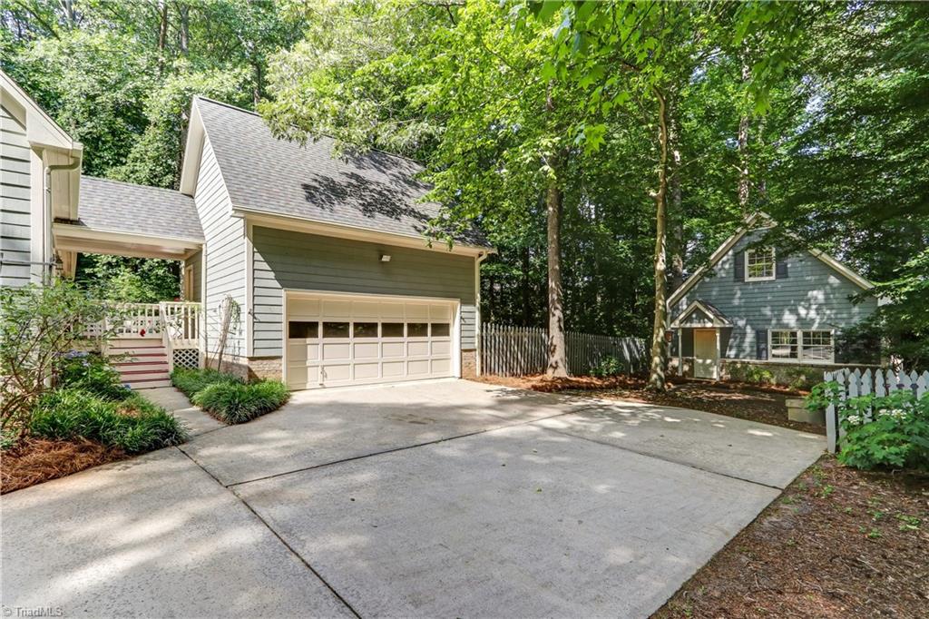 4201 Rockingham Road South Greensboro, NC 27407 - Photo 27 of 30 Garage