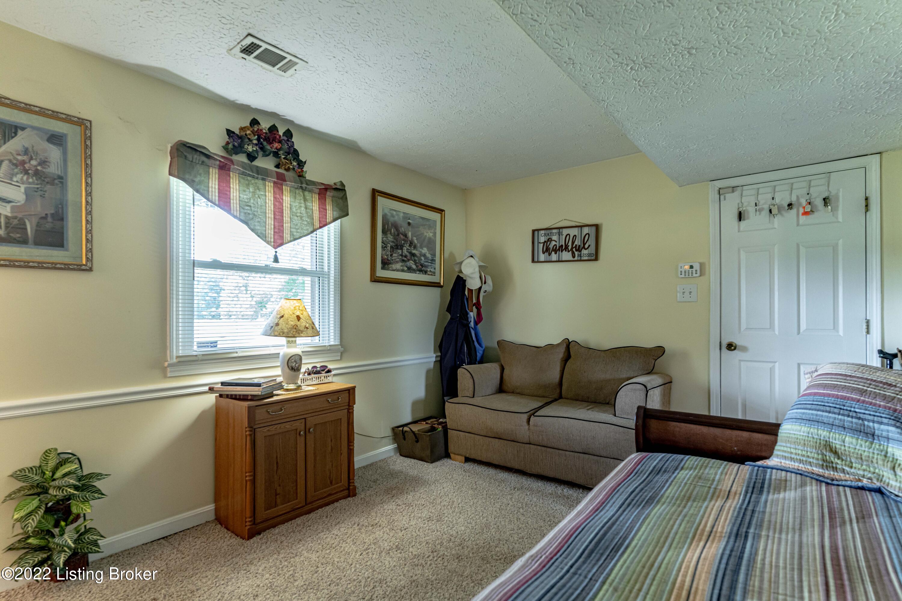 1936 Beech Grv Road Shepherdsville, KY 40165 - Photo 31 of 83 DSC03259