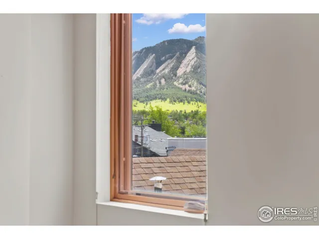 a bathroom with a sink vanity and a mirror
