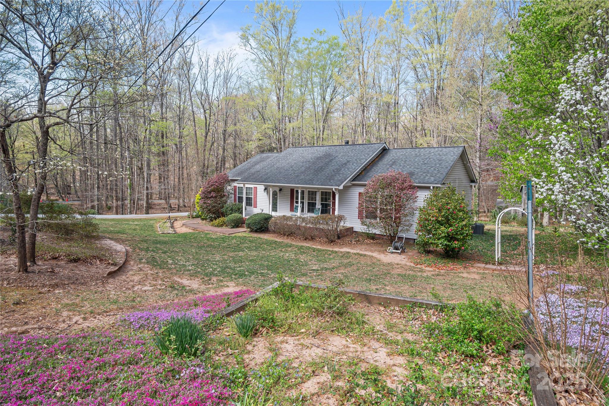 595 Houston Road Columbus, NC 28722 - Photo 2 of 46 Gallery Image 2