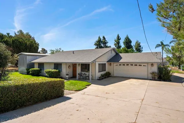 $749,000 | 842 Hanson Lane, Ramona, CA 92065
