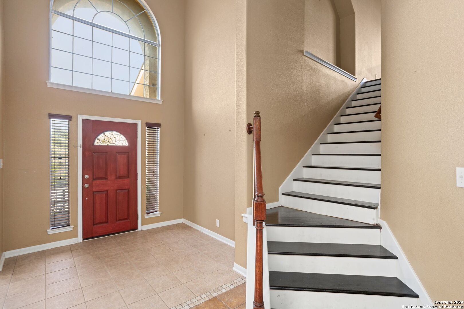 3415 Highline Trail San Antonio, TX 78261 - Photo 5 of 21 a view of an entryway with staircase