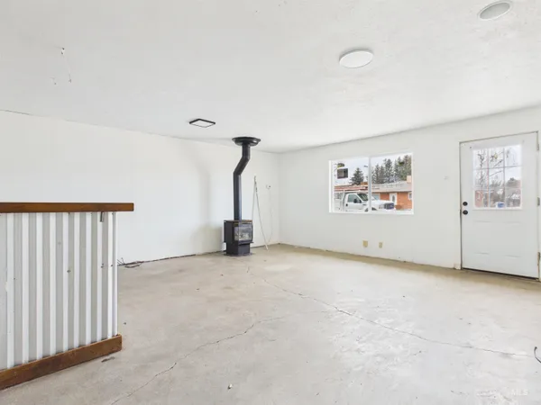 $325,000 | 810 South D Street, Rupert, ID 83350