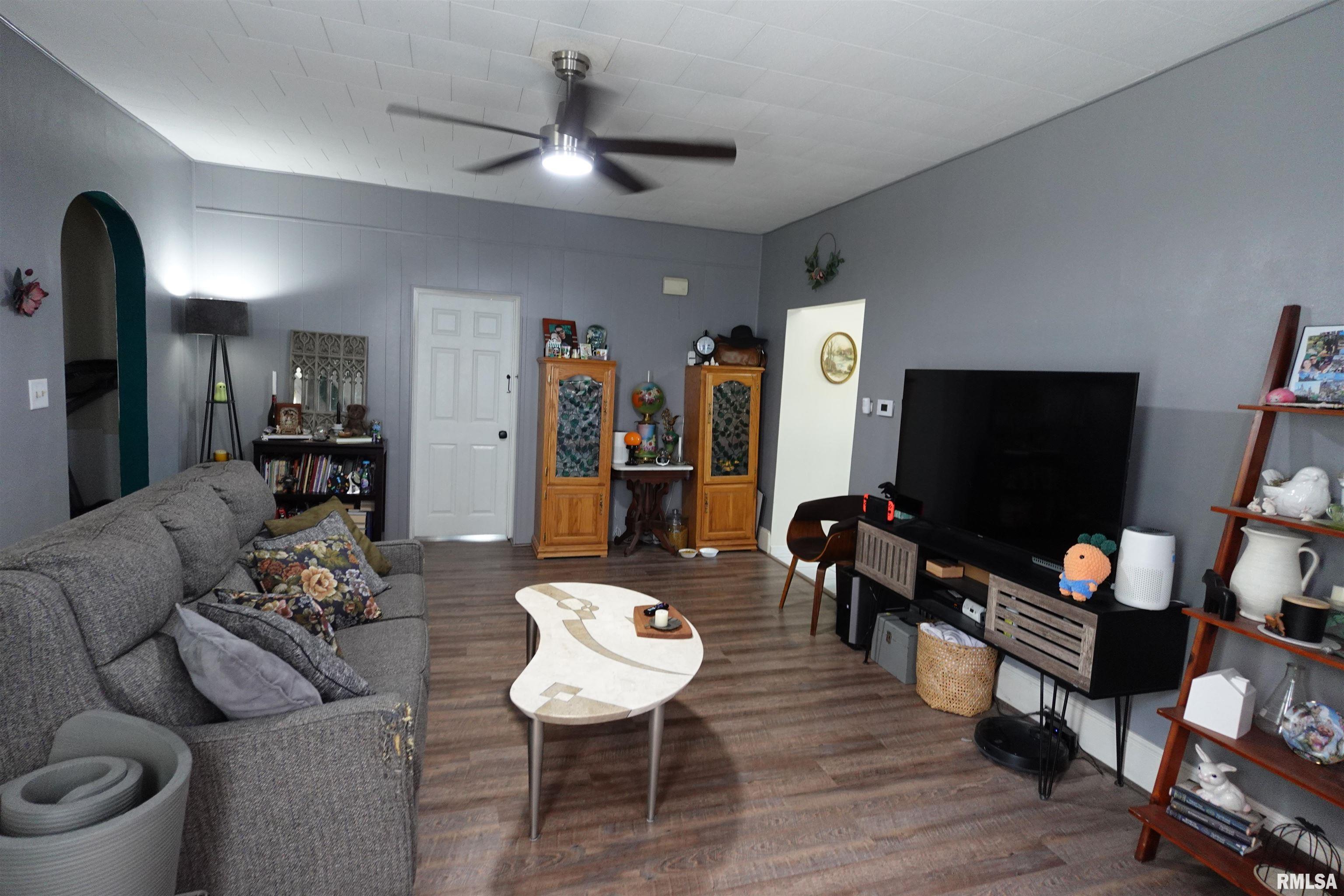 216 North 18th Street Quincy, IL 62301 - Photo 2 of 22