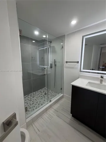 $2,700 | 16251 Golf Club Road, Unit 204, Weston, FL 33326