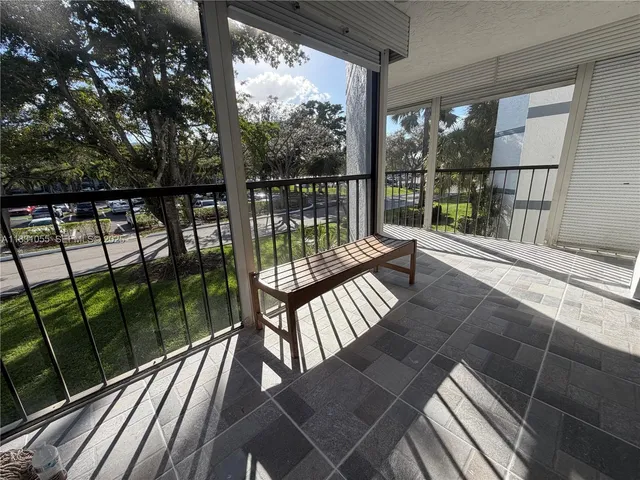 $2,700 | 16251 Golf Club Road, Unit 204, Weston, FL 33326