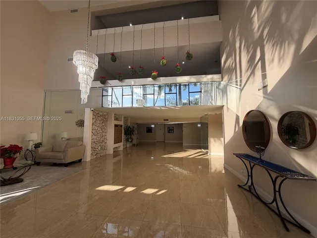 $2,700 | 16251 Golf Club Road, Unit 204, Weston, FL 33326