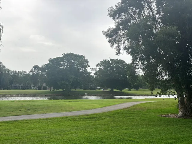 $2,700 | 16251 Golf Club Road, Unit 204, Weston, FL 33326