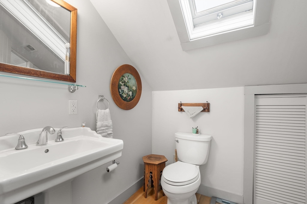 18 Shears Street Wrentham, MA 02093 - Photo 24 of 42