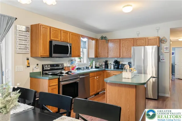 $315,000 | 275 Estate Drive, East Stroudsburg, PA 18302